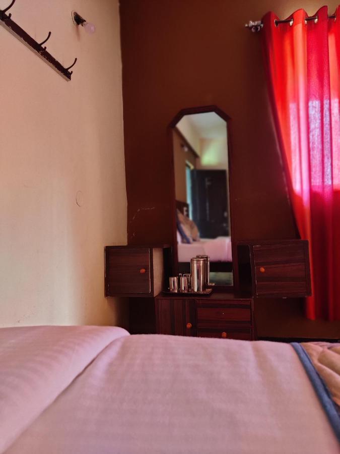 Hotel Caveri Comfort Inn Madikeri Ngoại thất bức ảnh