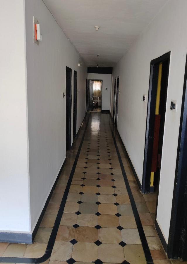 Hotel Caveri Comfort Inn Madikeri Ngoại thất bức ảnh