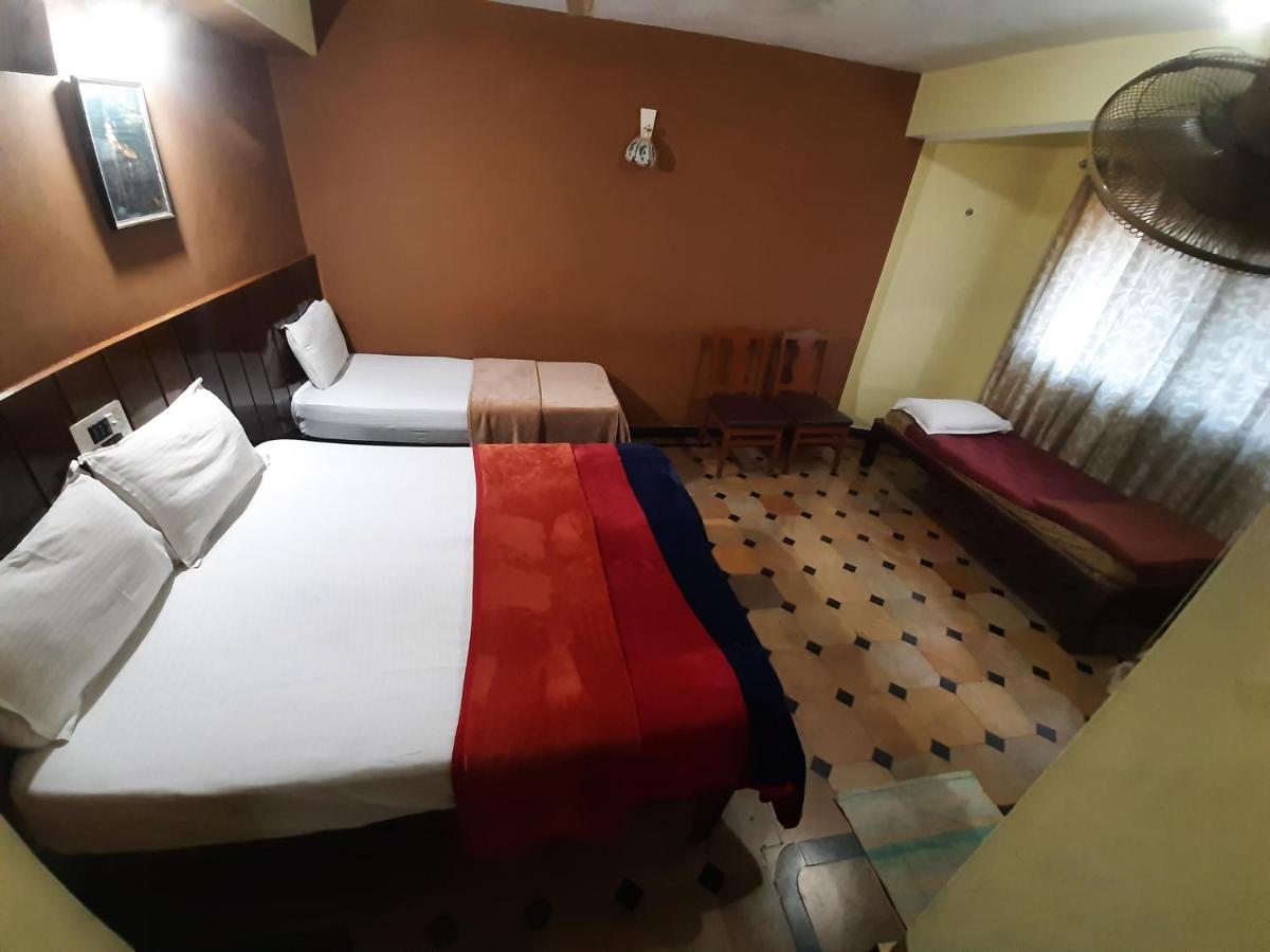 Hotel Caveri Comfort Inn Madikeri Ngoại thất bức ảnh